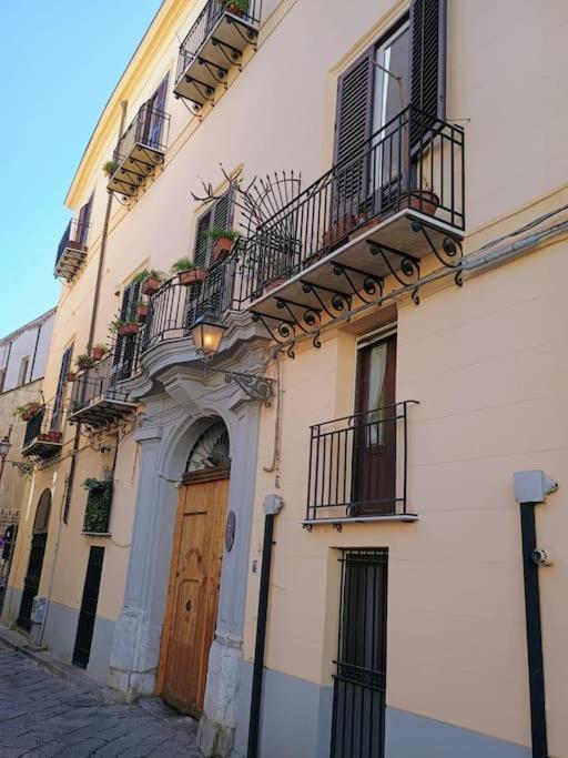 Calvello Apartment